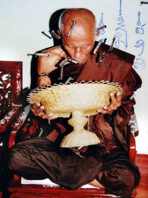 Luang Phor Taweesak Sacred Thai Amulets