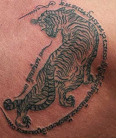 Sak Yant Thai Tattoo Tiger Looking Back Left