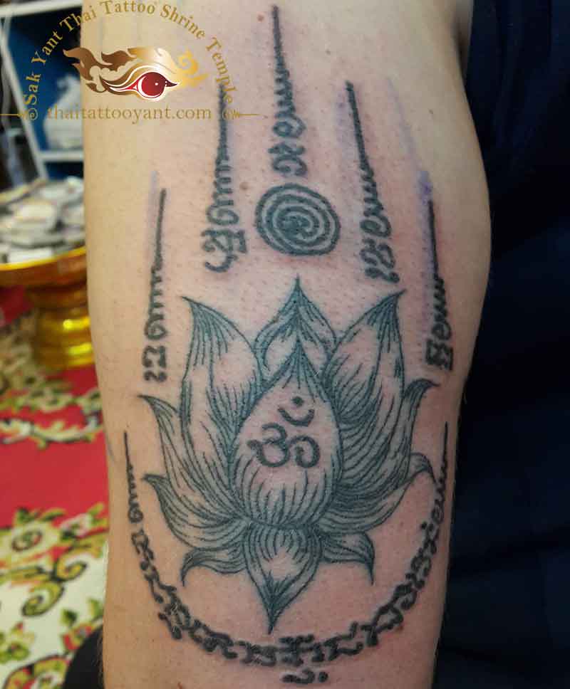 Lotus Flower Doc Bua Thai Tattoo Sak Yant