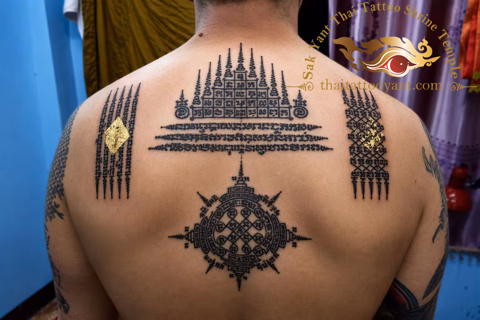 5 Line Hah Taew and Chat Petch Sak Yant Thai Tattoo by Ajarn Bpom