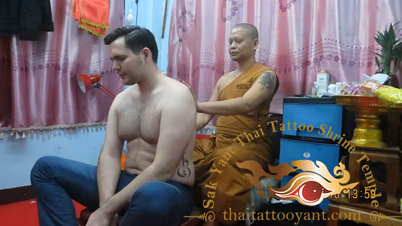 Ajarn Bpom Activating Thai Sak Yant Tattoo