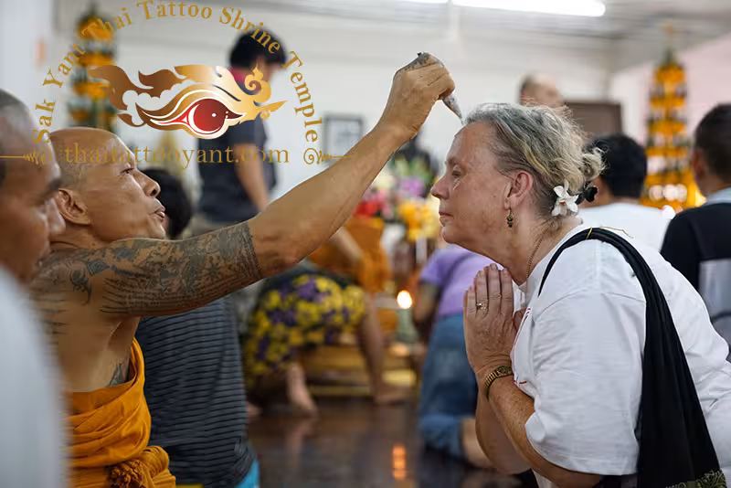 Wai Khru Golden Needles