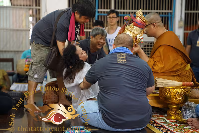 Wai Kru Golden Needles